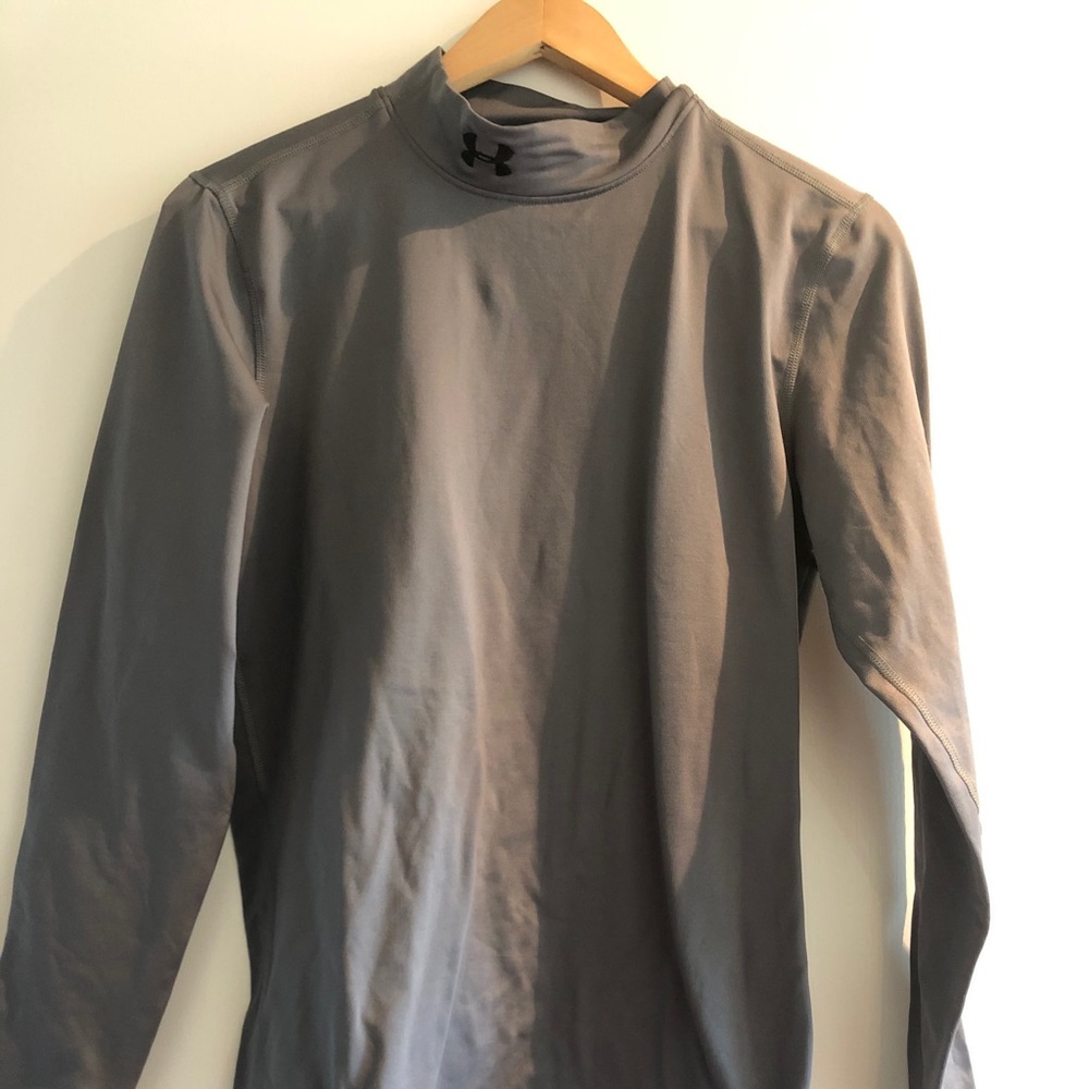 Small Under Armour Men’s Performance Turtleneck